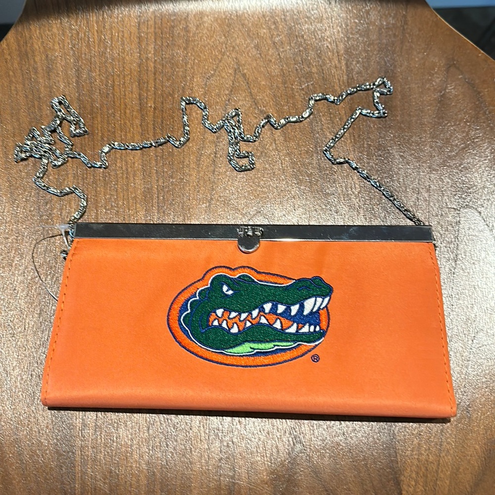 UF  Gators Clutch🧡💙 come with shoulder strap 9 x 4”